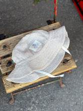 Load image into Gallery viewer, Sun Hat - Linen sand

